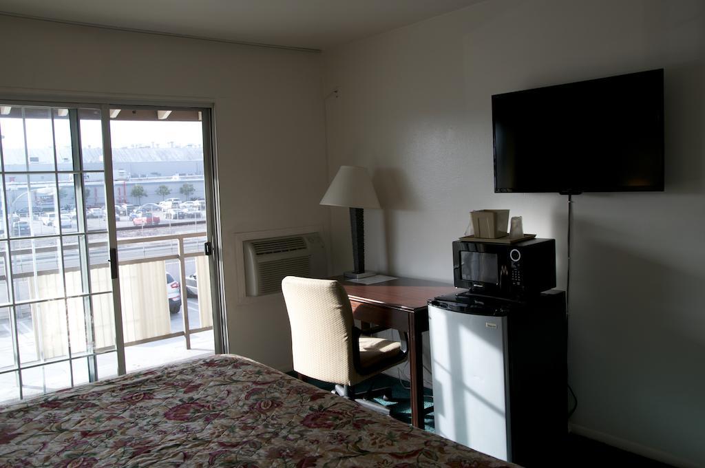 Lax Suites El Segundo Camera foto